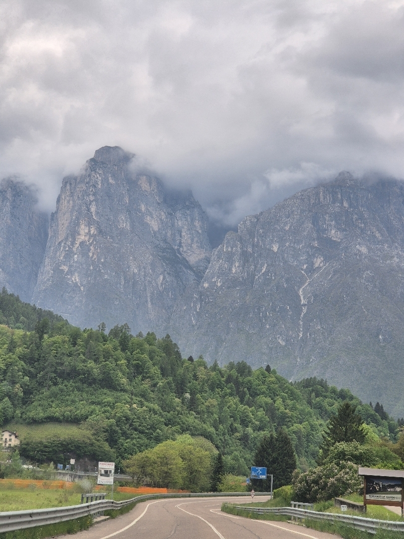 On the way to Alpe di Siusi