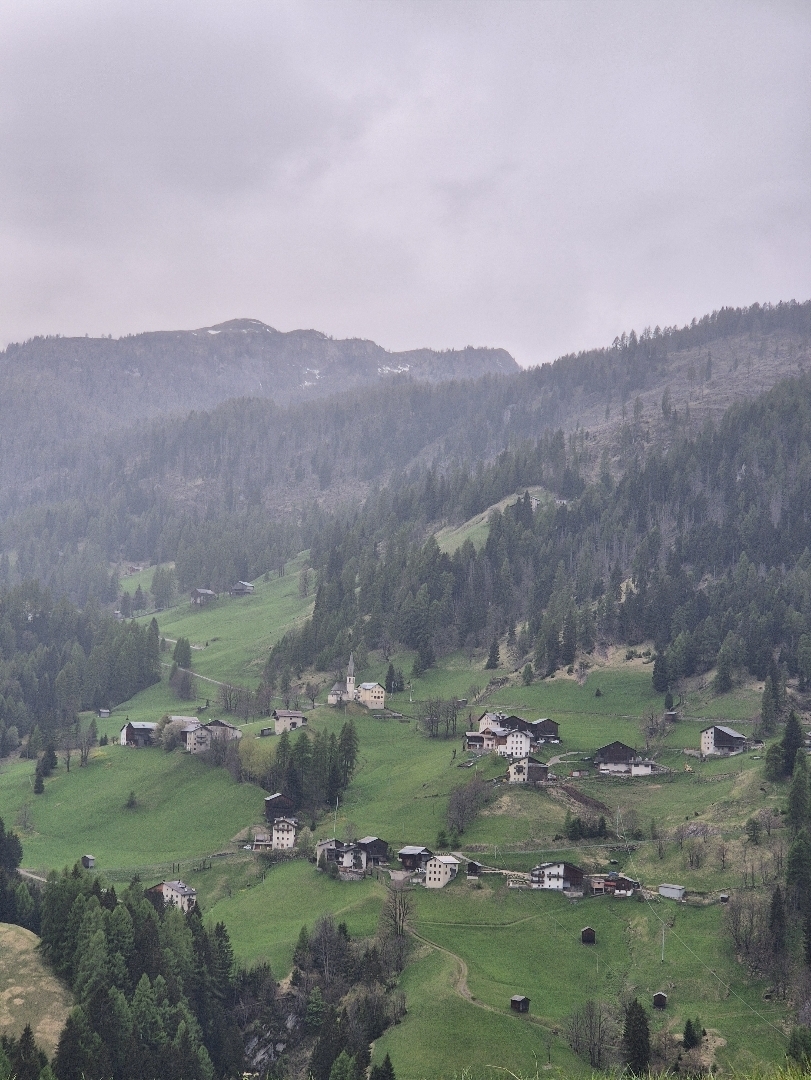 On the way to Alpe di Siusi