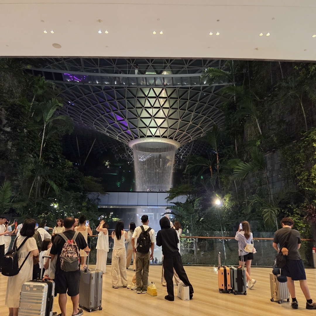 the jewel Singapore