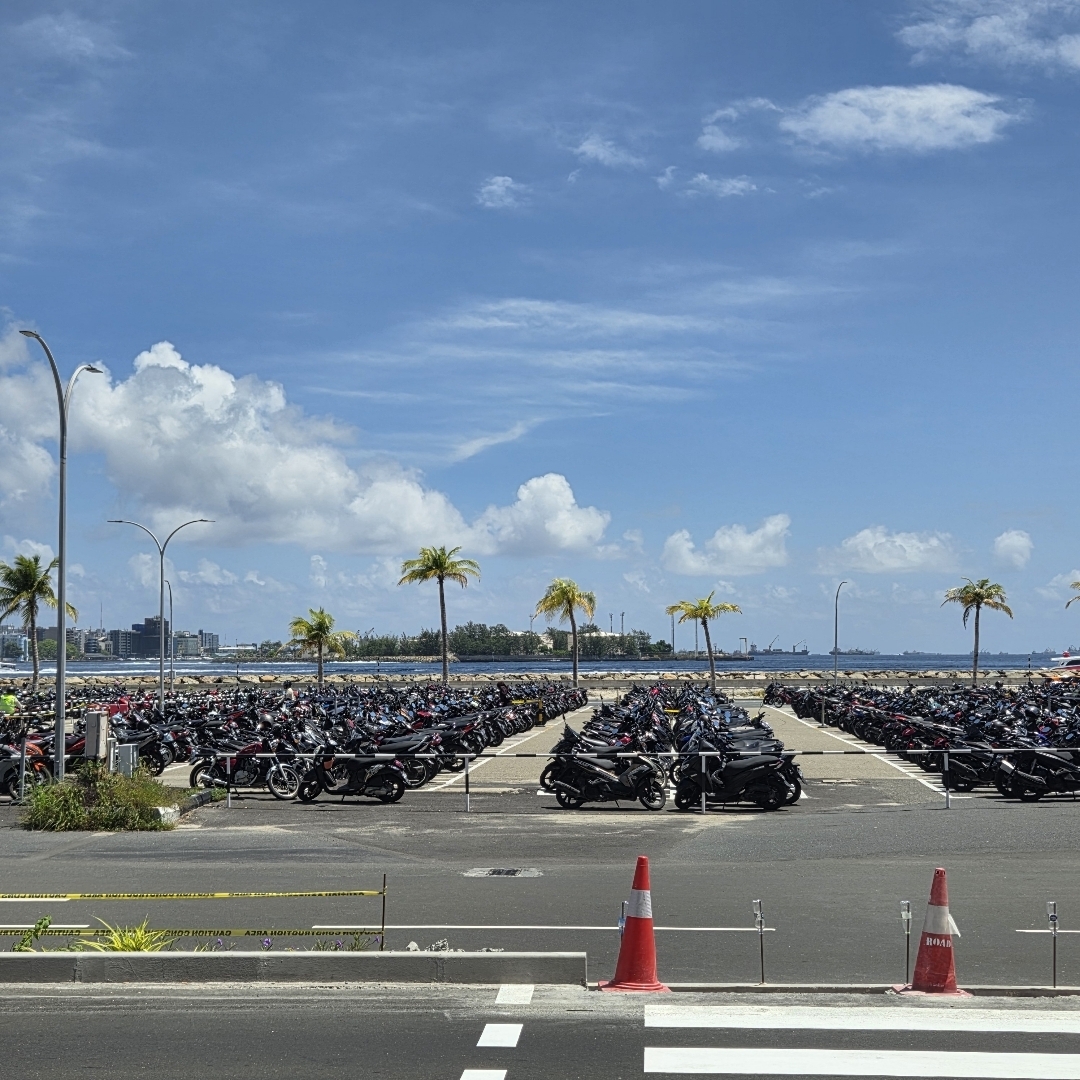 hundreds of scooters @ the velana airport