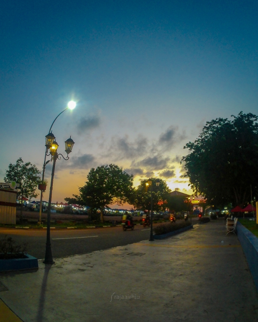 Taman Tepi Laut Tanjung Pinang