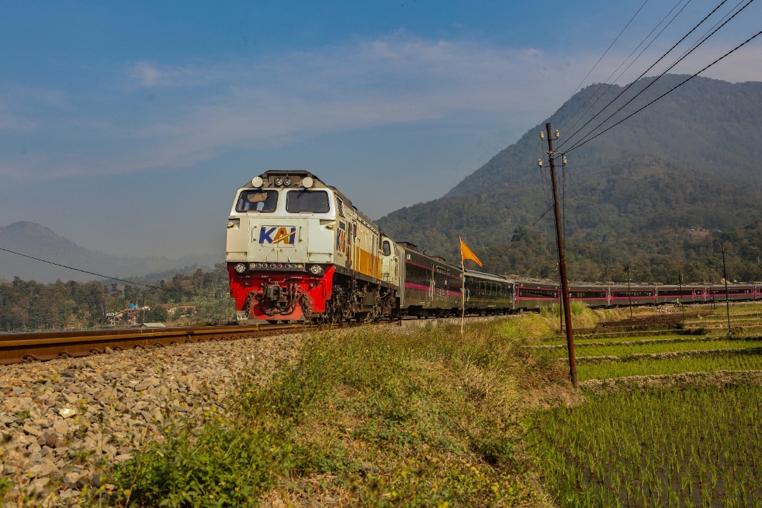 Tikungan besar jalur kereta