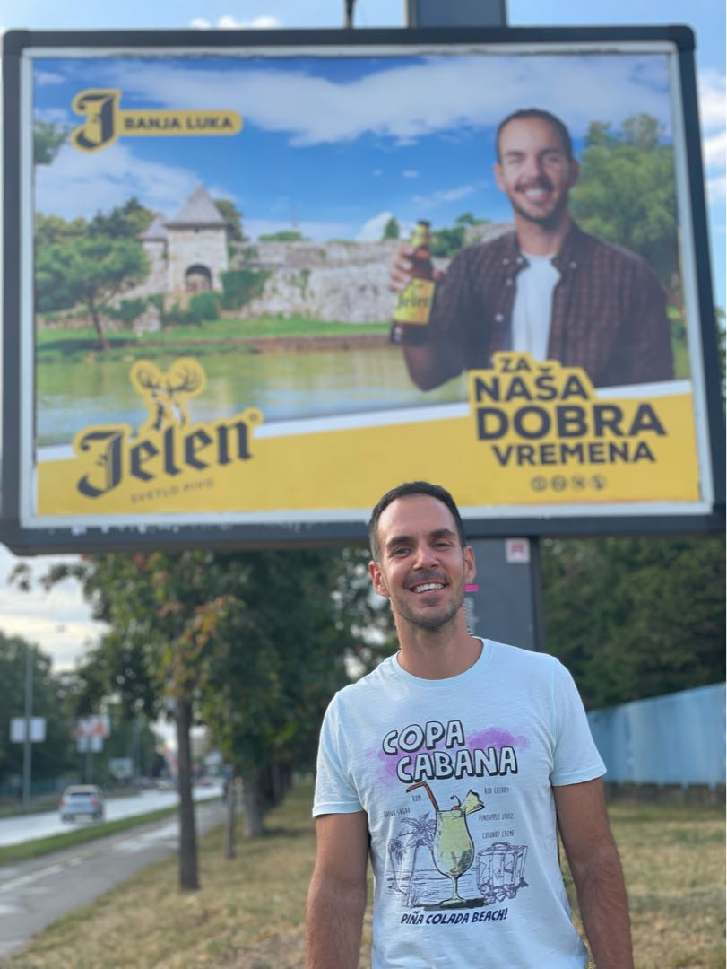 Funny to see your face on a bilboard😁