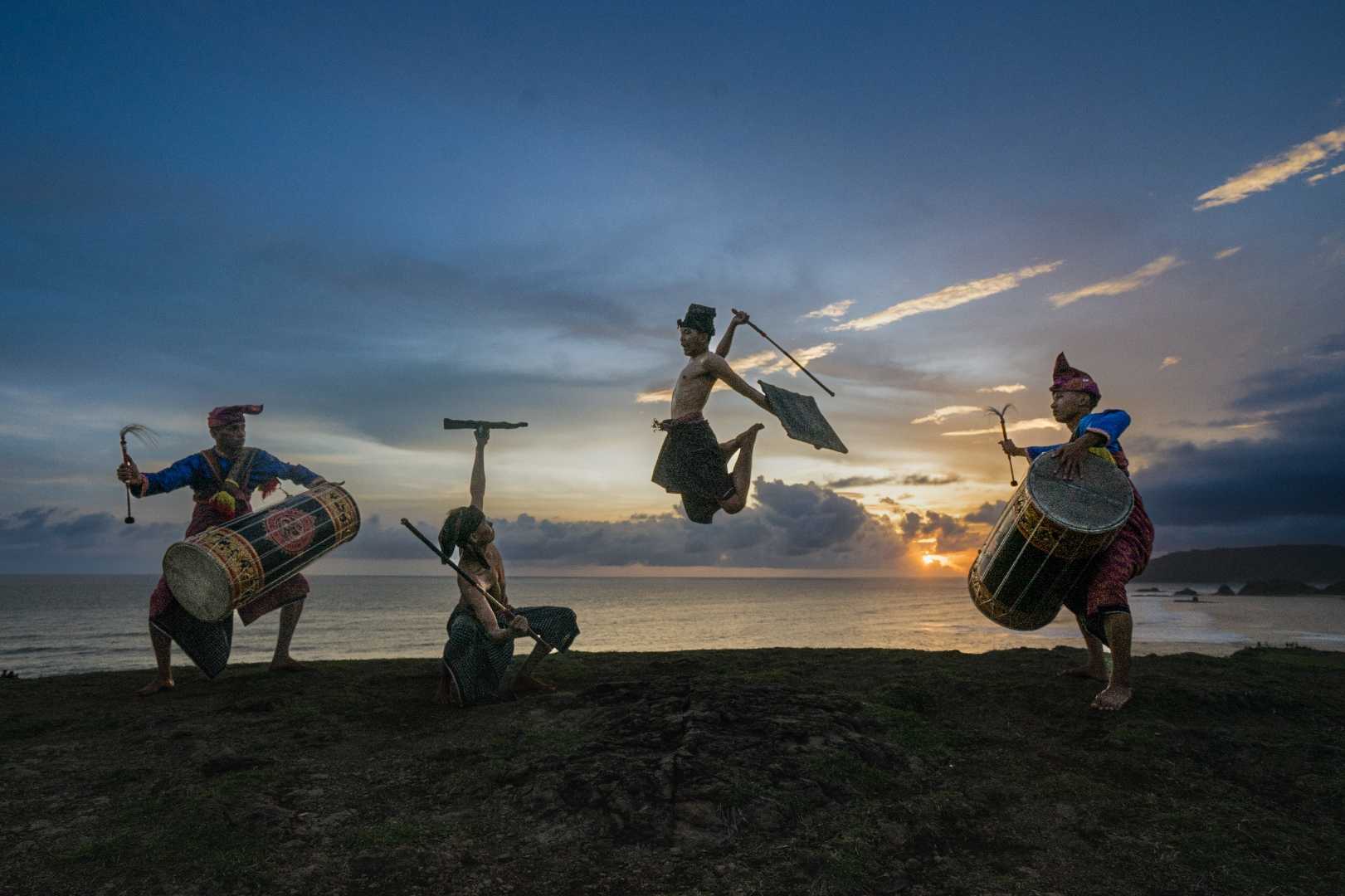 peresean adat sasak lombok
