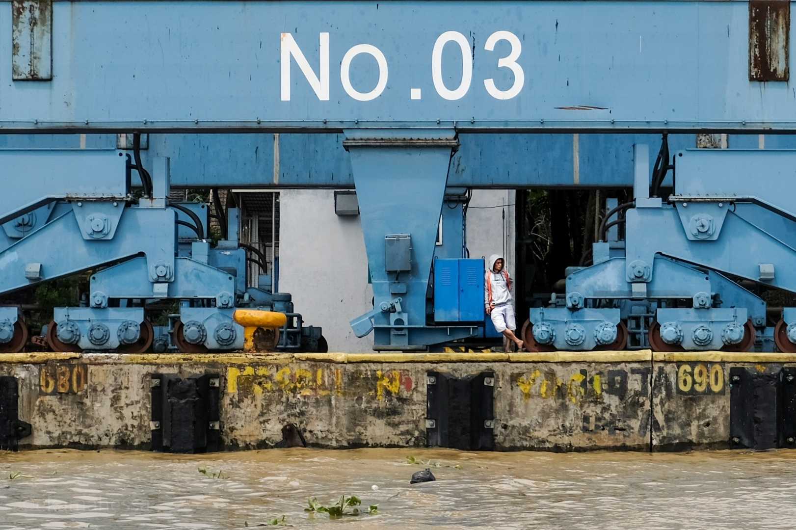 No.03