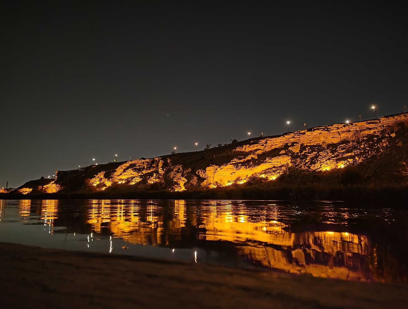 Wadi Namar waterfall..SA