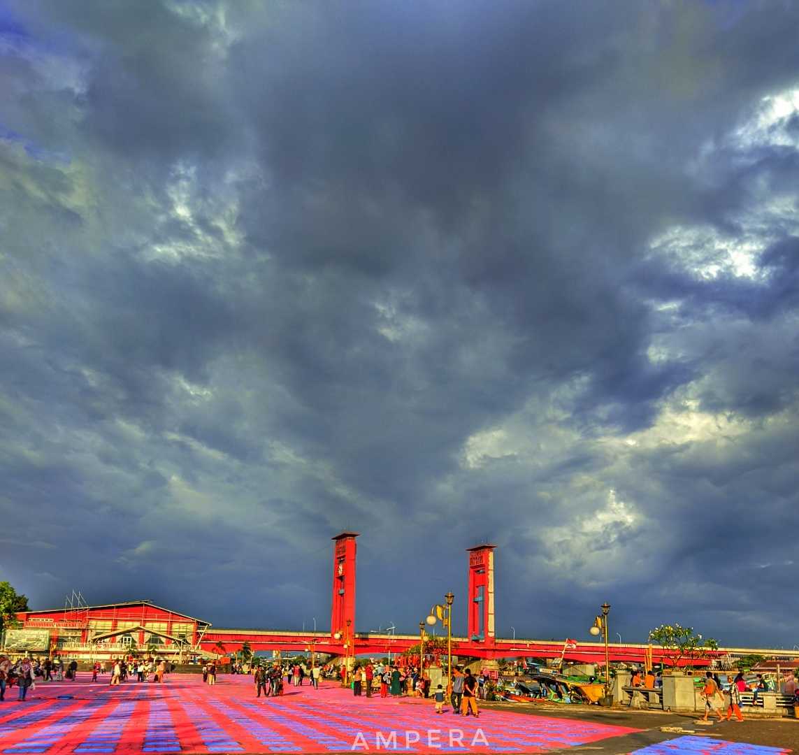 jembatan Ampera