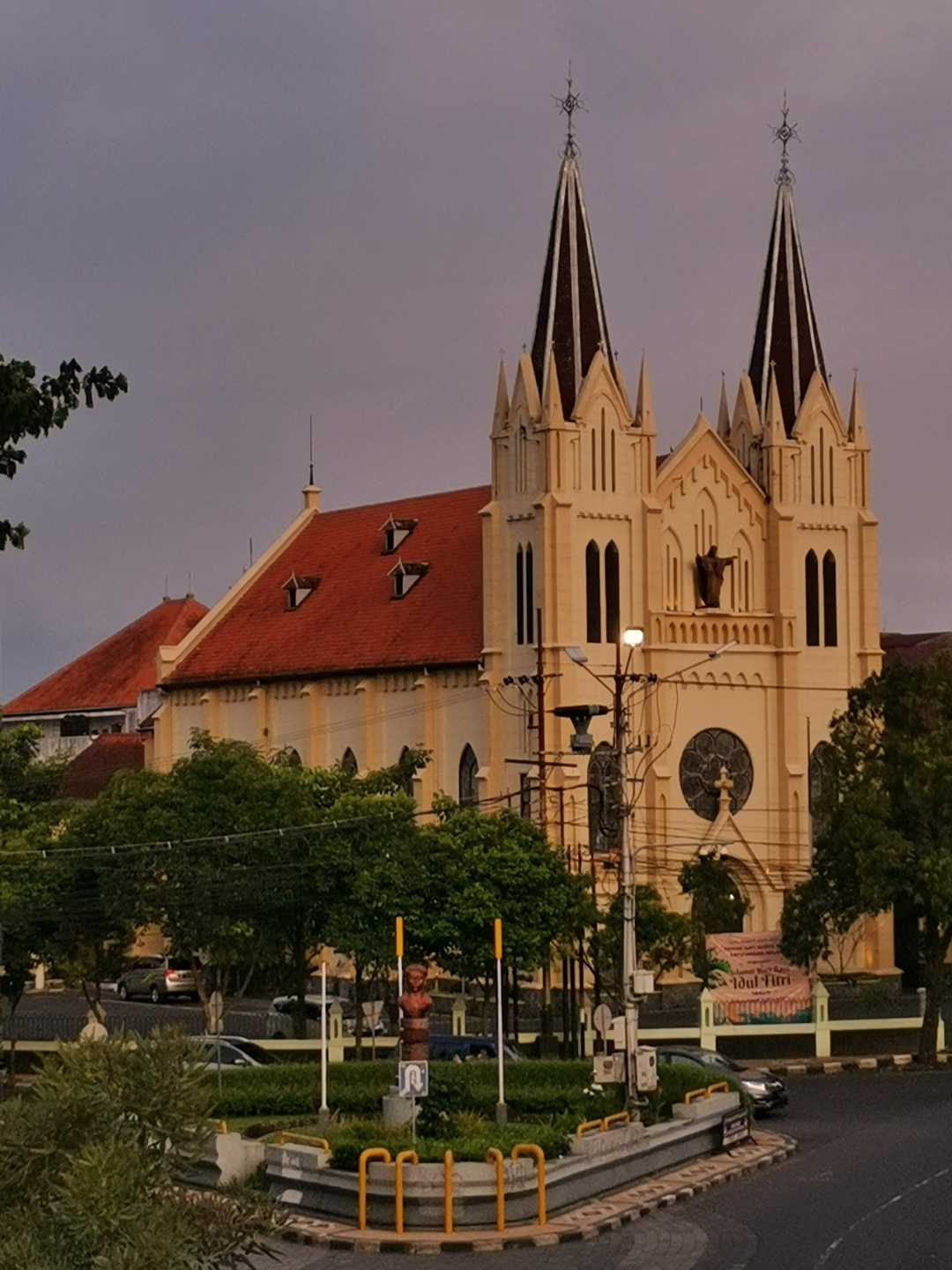 Gereja Hati Kudus Yesus 