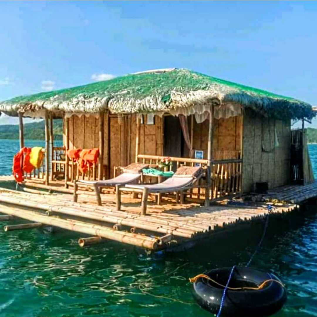 Floating Cabin
