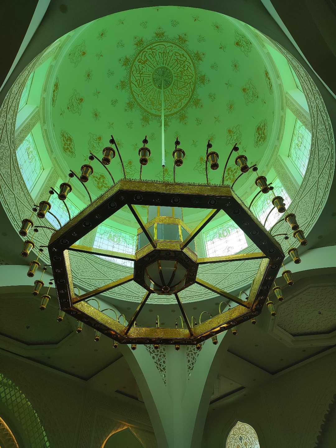 Kubah Mesjid Al Hakim