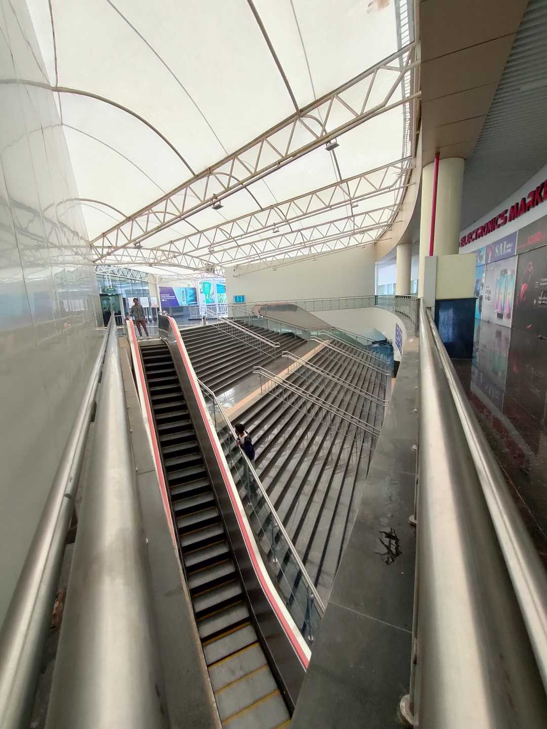 Metro 