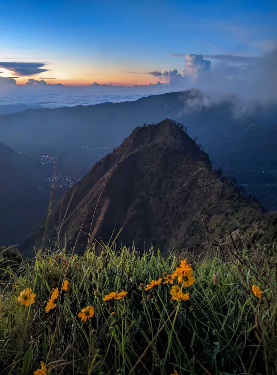 puncak Argo Wulan 