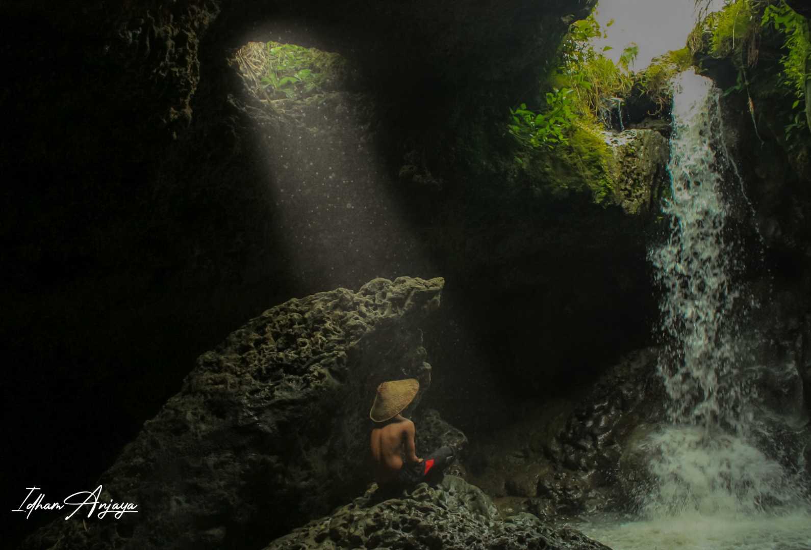 Air Terjun Goa Luweng