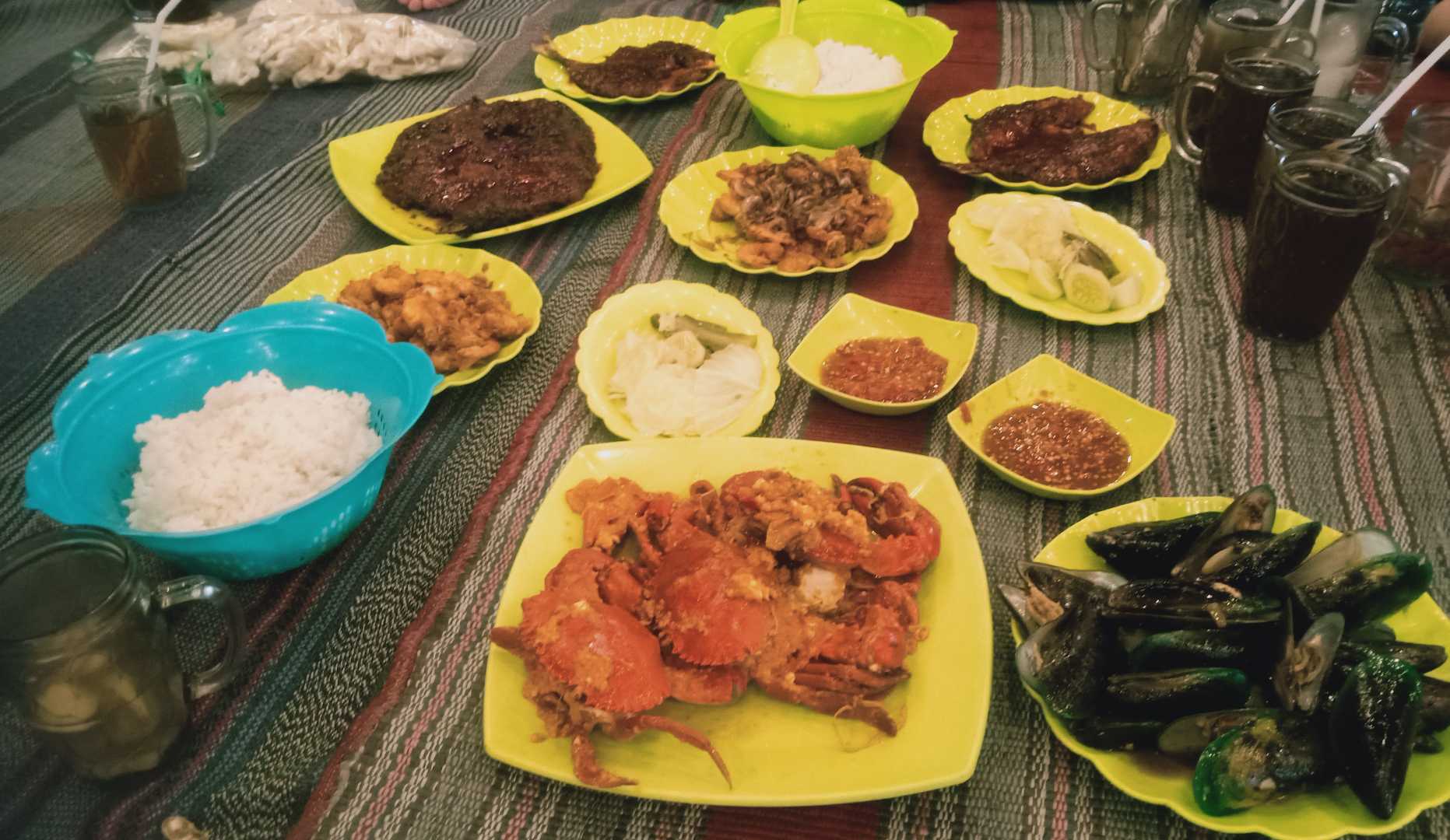 fish market kampung mandar