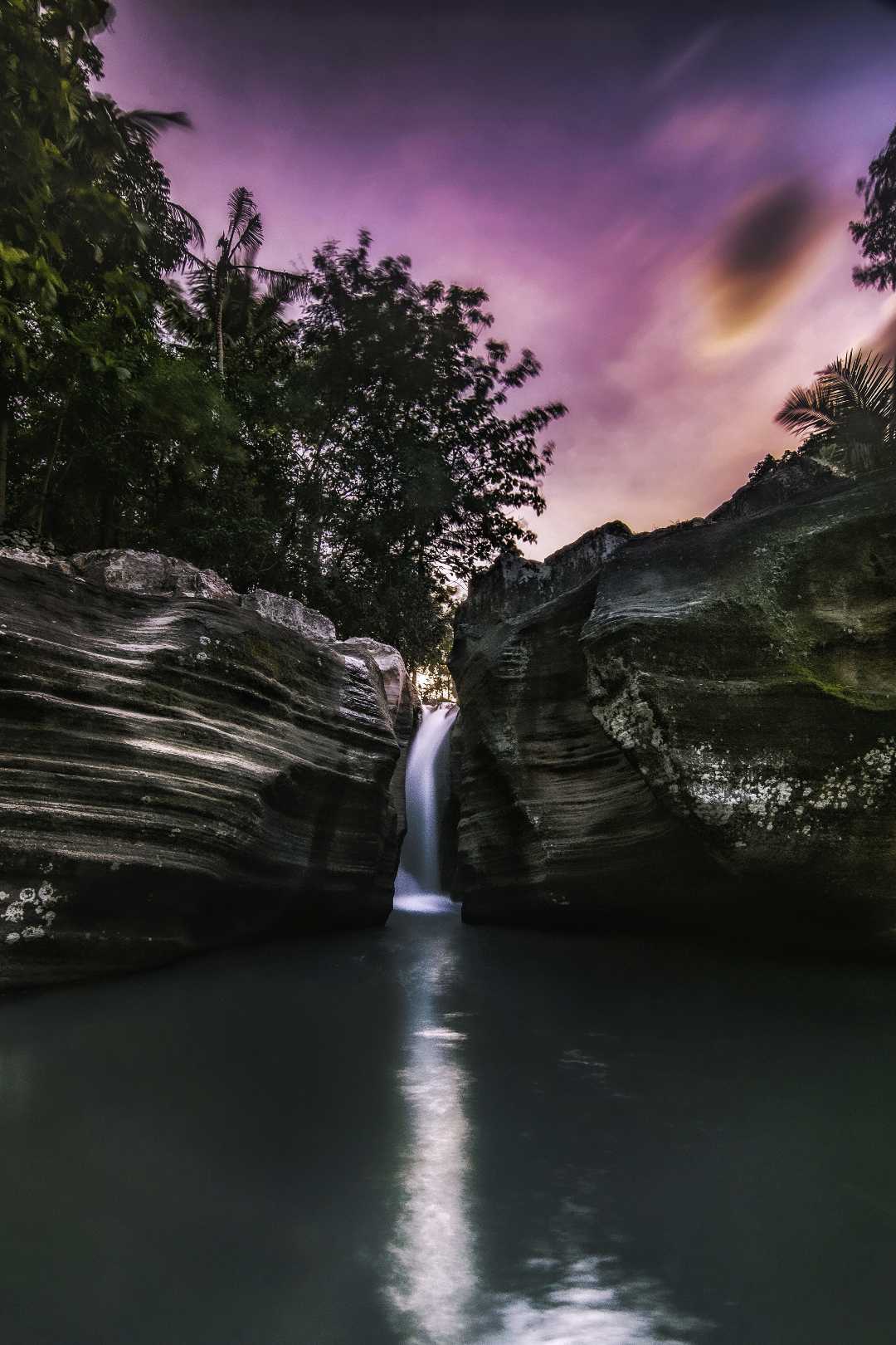 Air Terjun Luweng Sampang