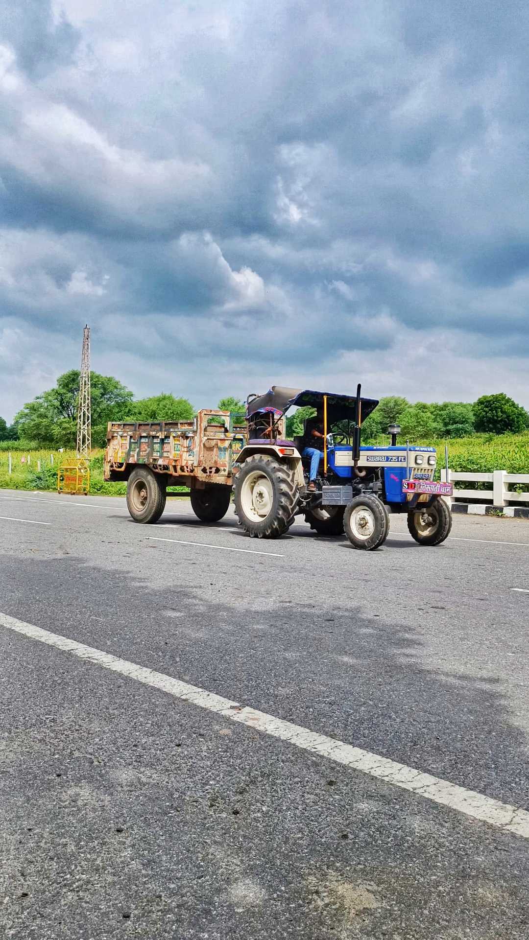 tractor 🚜