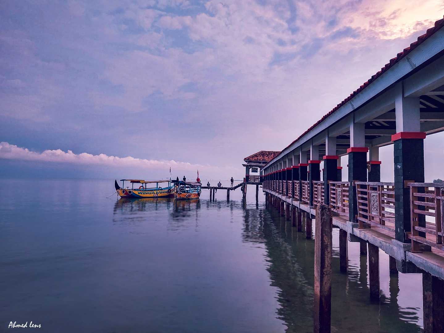 Dermaga Pantai Bandengan