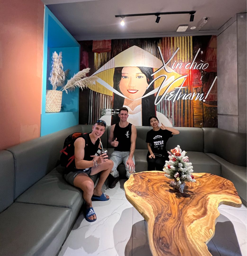 Meet Locals 🇮🇩🇻🇳🇦🇷