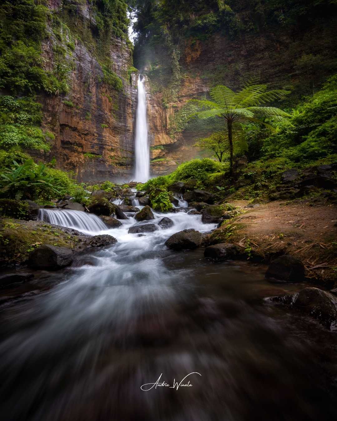 Air Terjun Kapas Biru