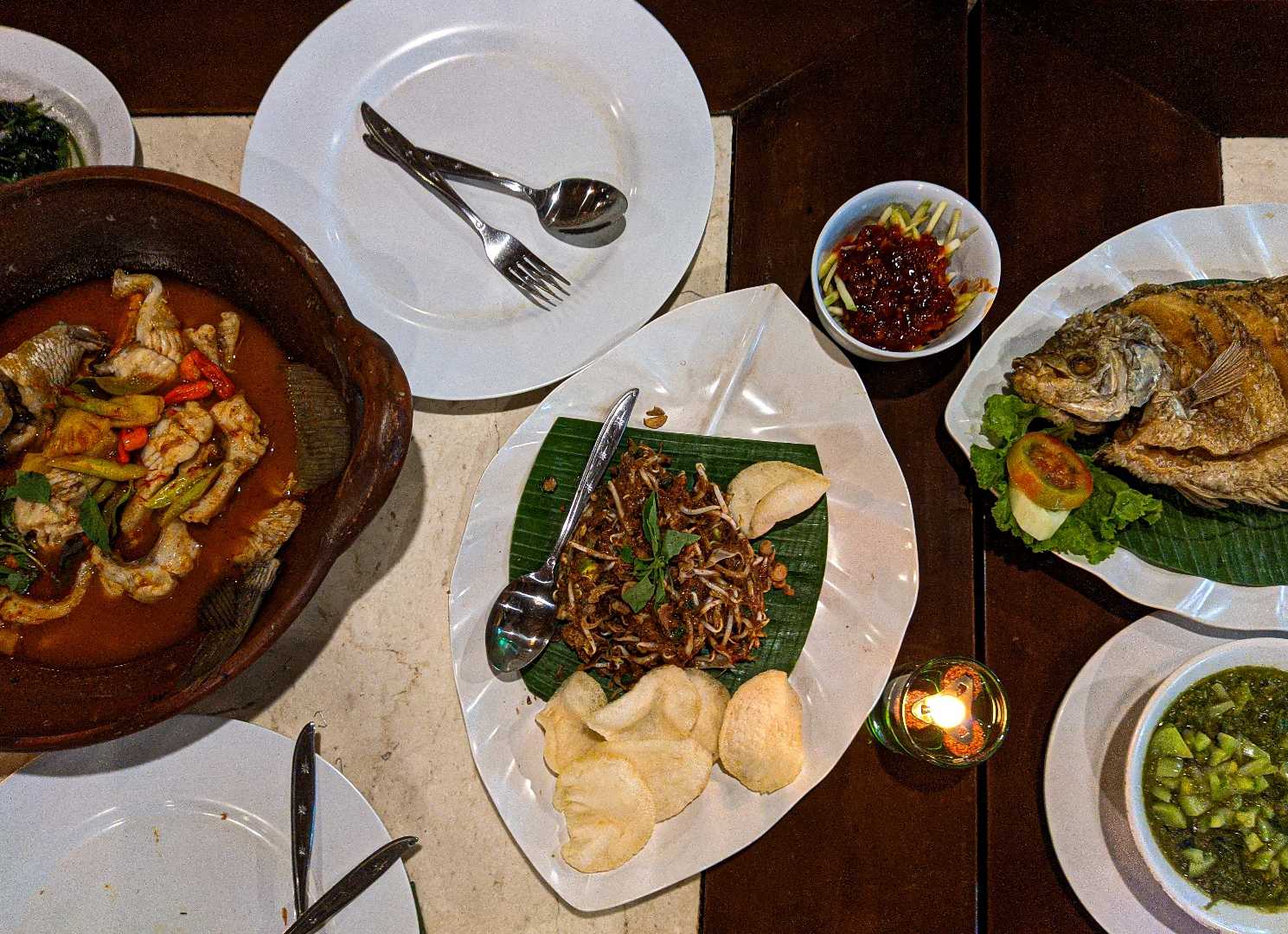 Sajian Lezat di Mang Kabayan Harapan Indah