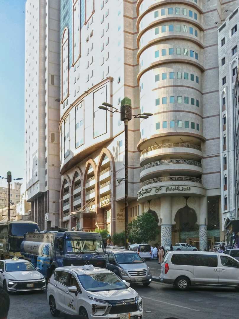 Gedung Hotel