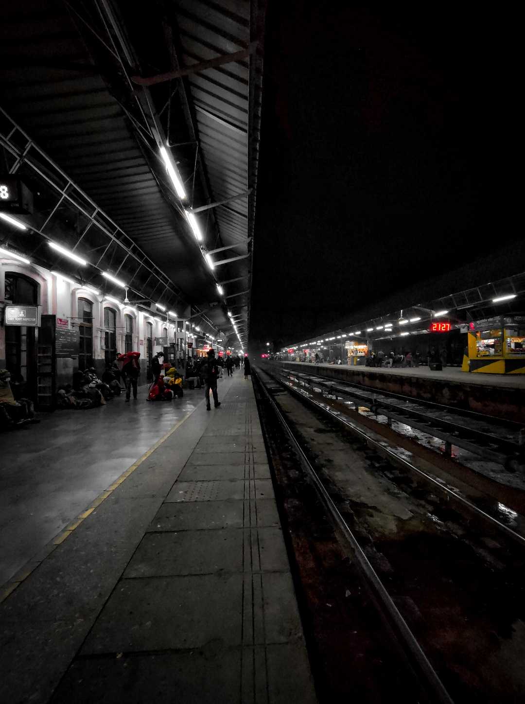 railway station 