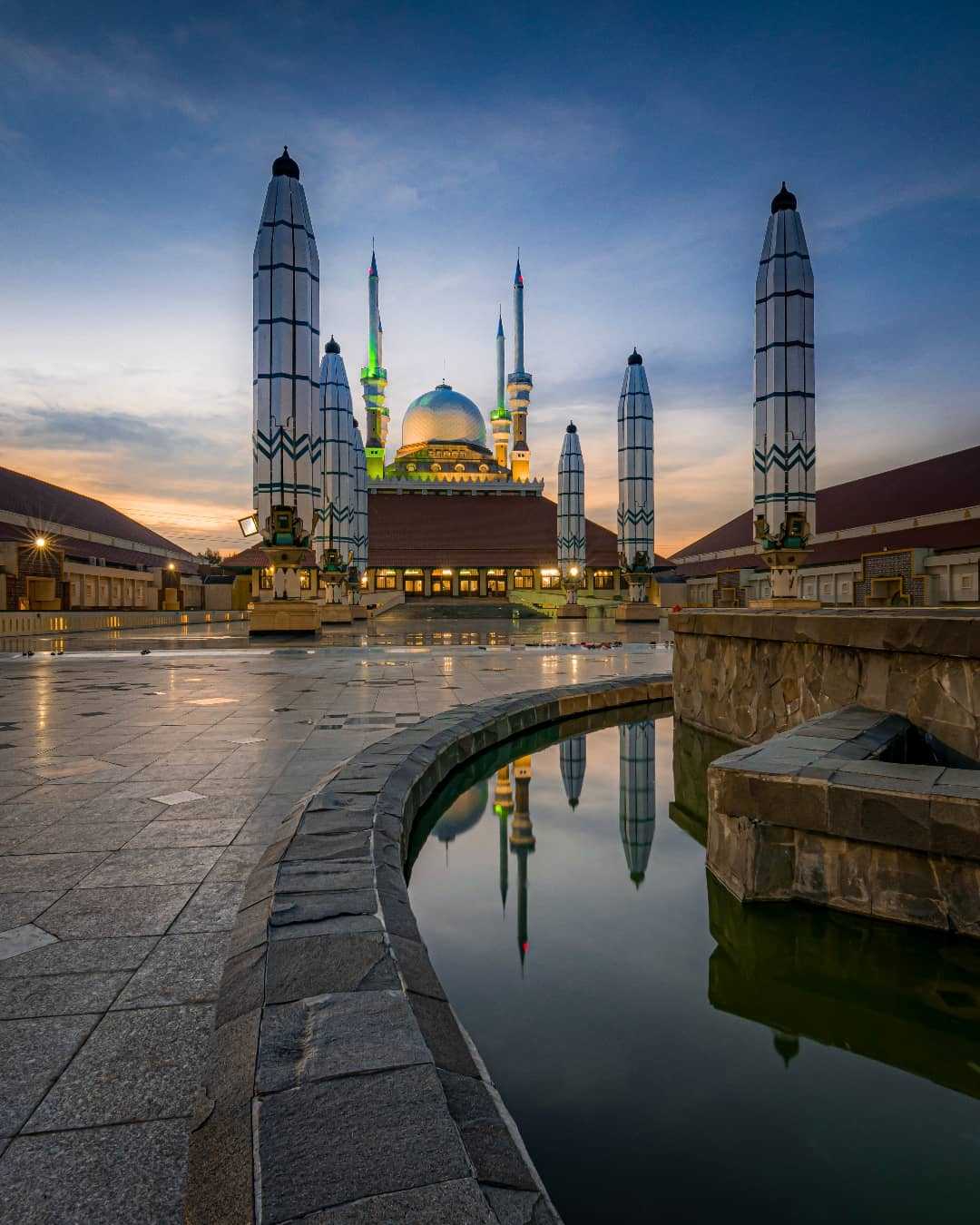 Masjid Agung Jawa Tengah 