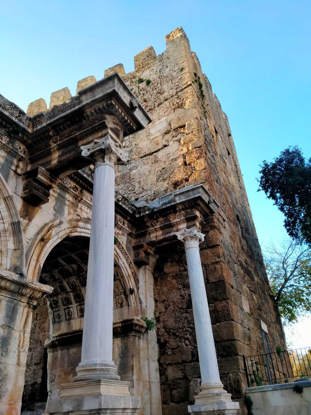 Üçkapılar