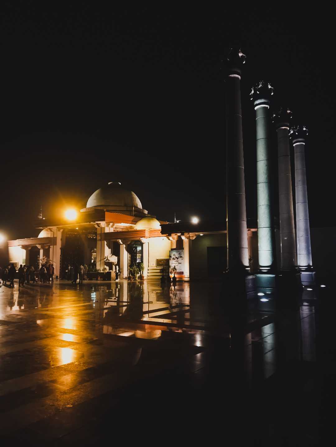 📸