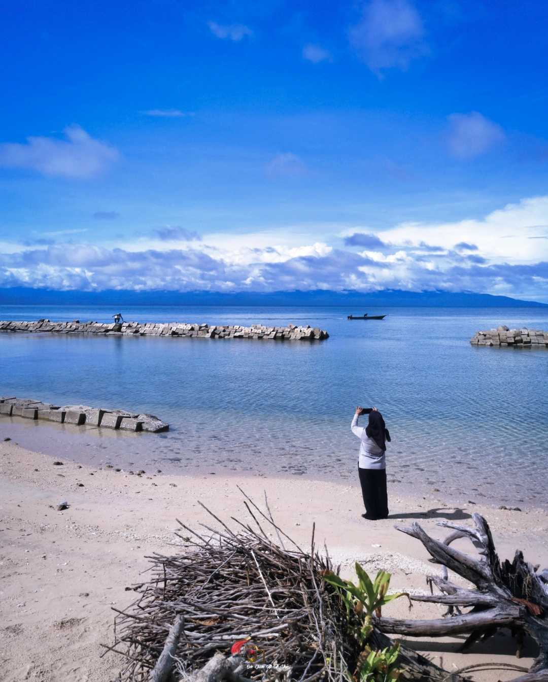 Pantai Malakuli