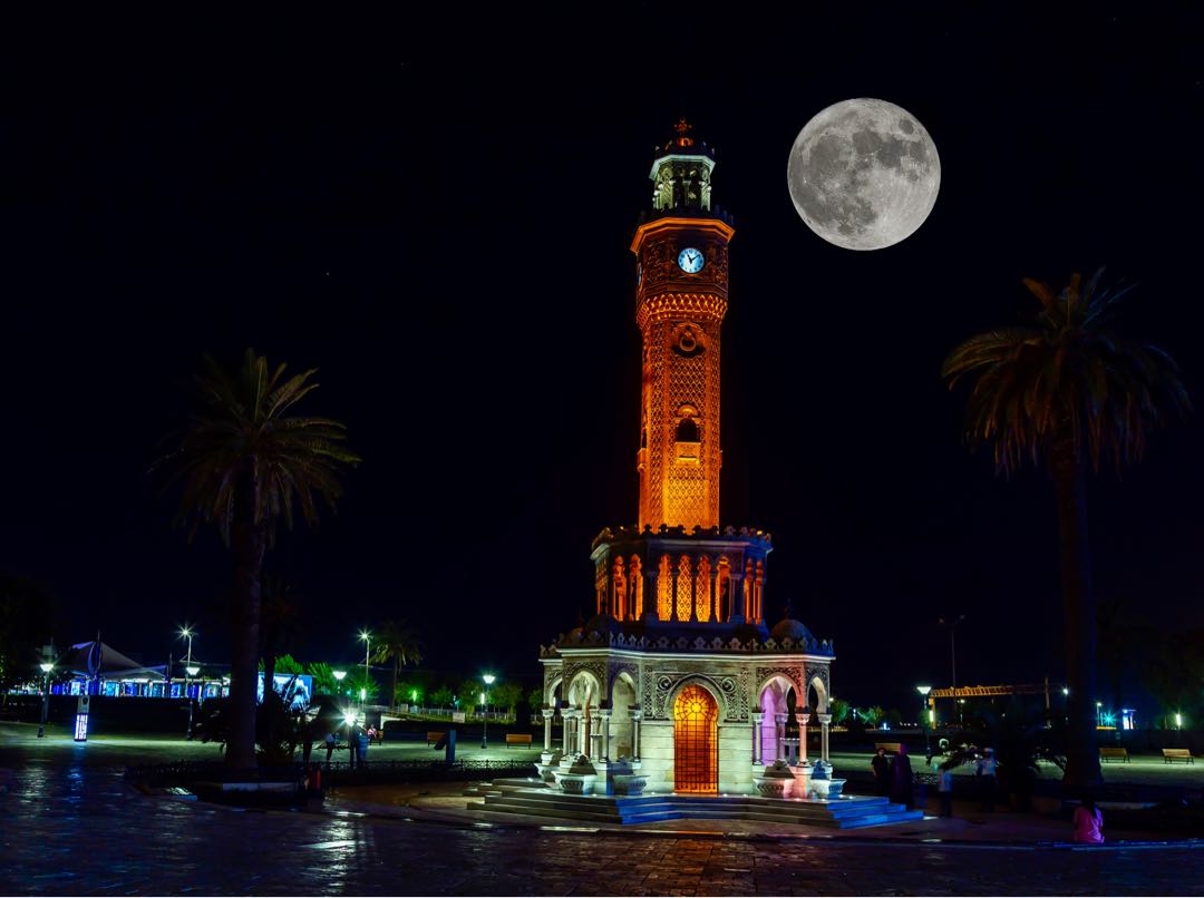 izmir Konak meydanı 