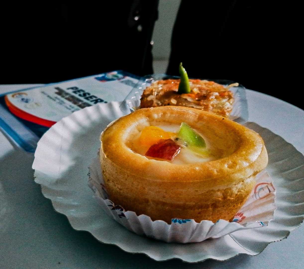 kue sus (choux)