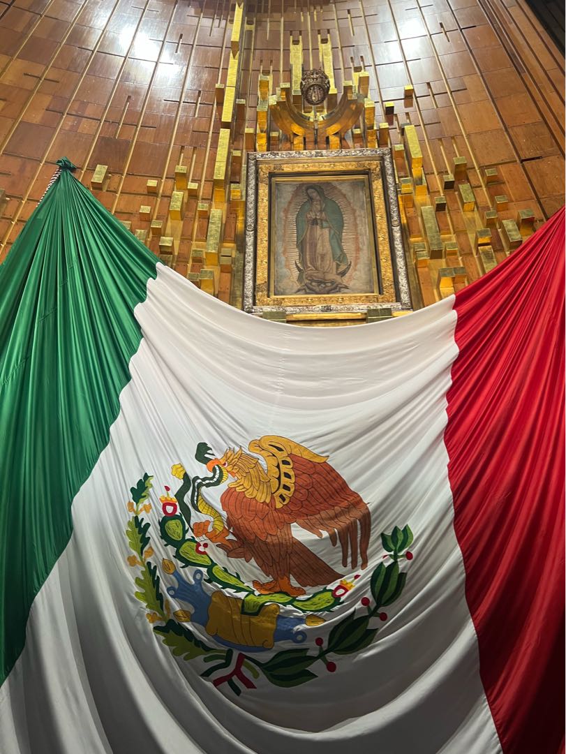 Manto de la Virgen de Guadalupe 