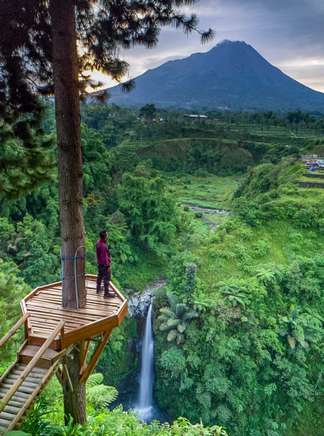 KEDUNG KAYANG WATERFALL  MAGELANG, JAWATENGAH
