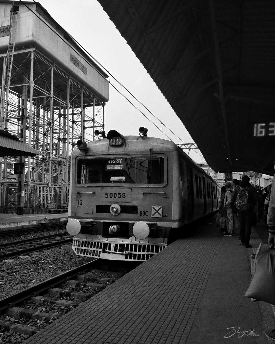 Local trains of West Bengal, India