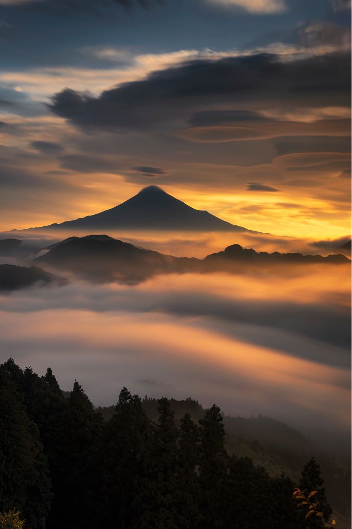 Mt Fuji and the sea or clouds at Summer