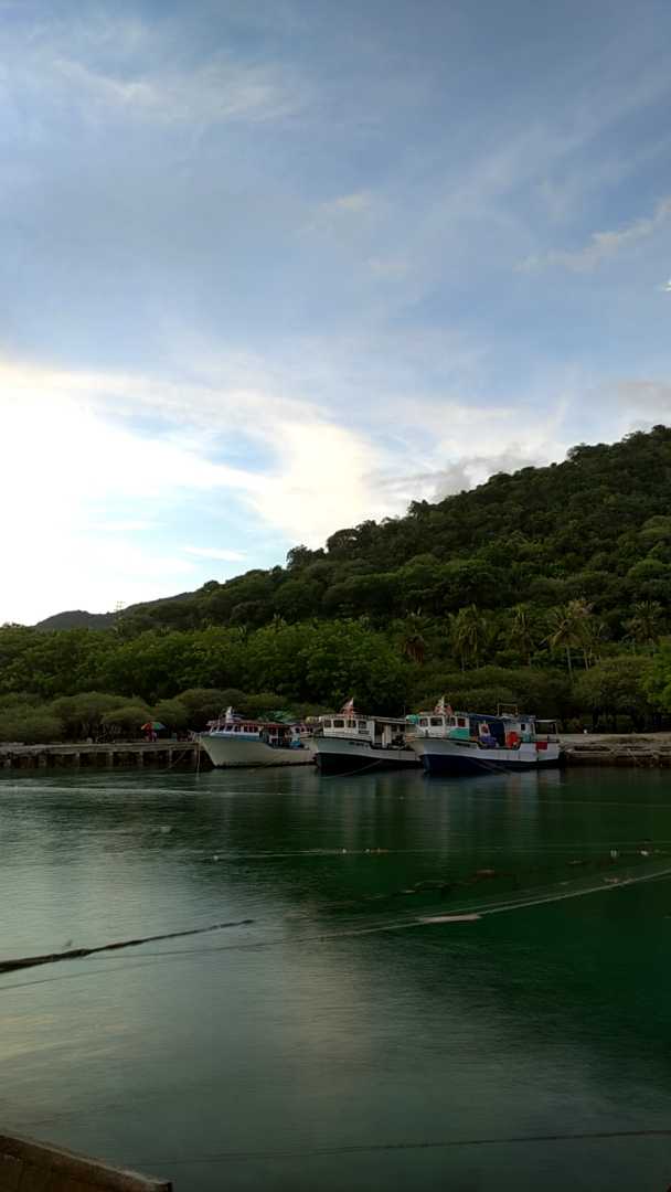 3 perahu