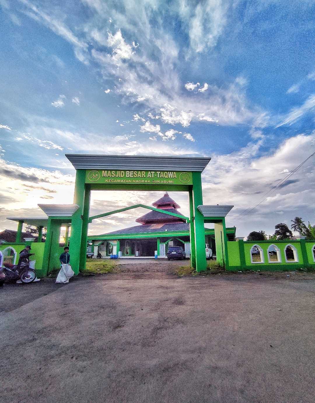 Mesjid Besar At-Taqwa