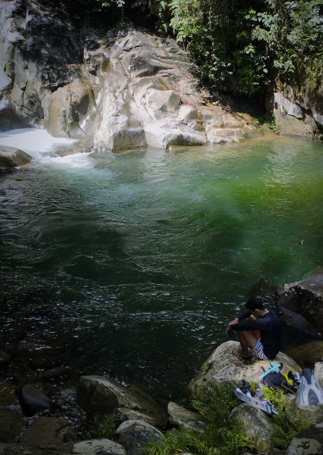 Lubuk Ngalauan Wisata Eksotik di Padang