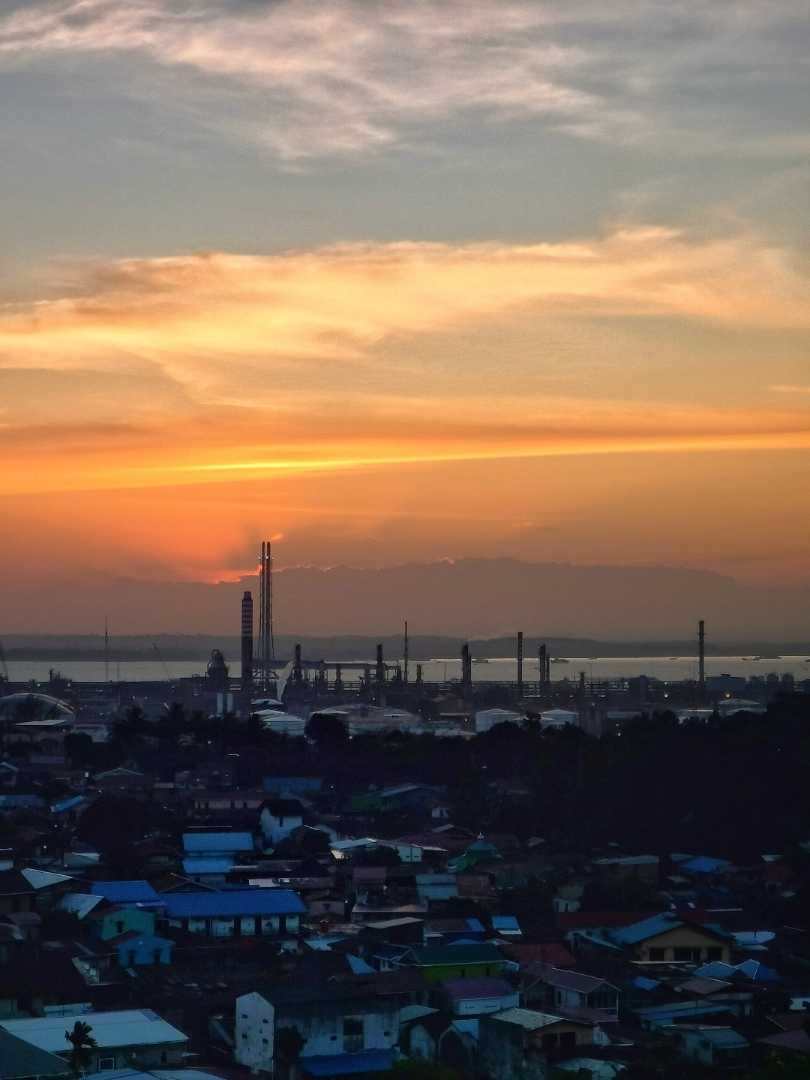 Senja di kota minyak Balikpapan