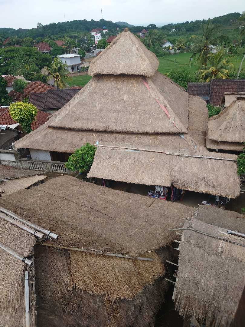 Rumah Adat