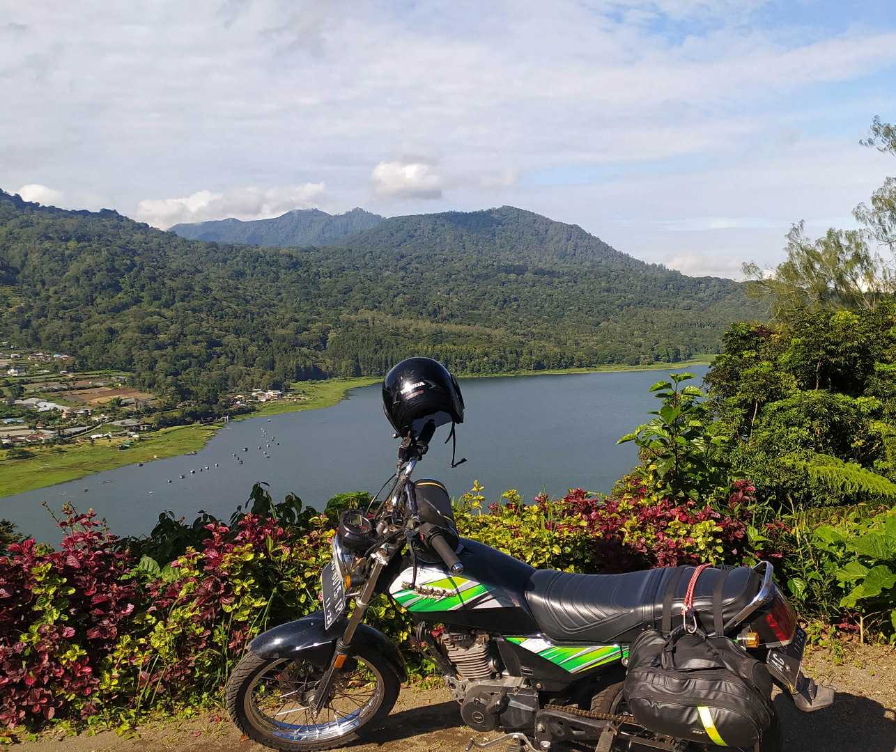 Buyan Lake - Beautifull lake