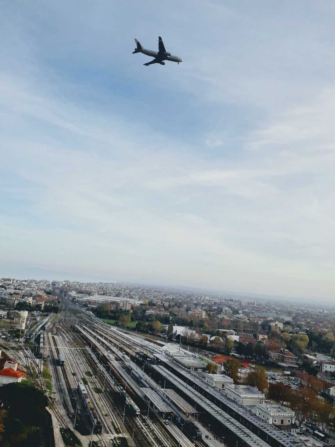Touch and go ✈️