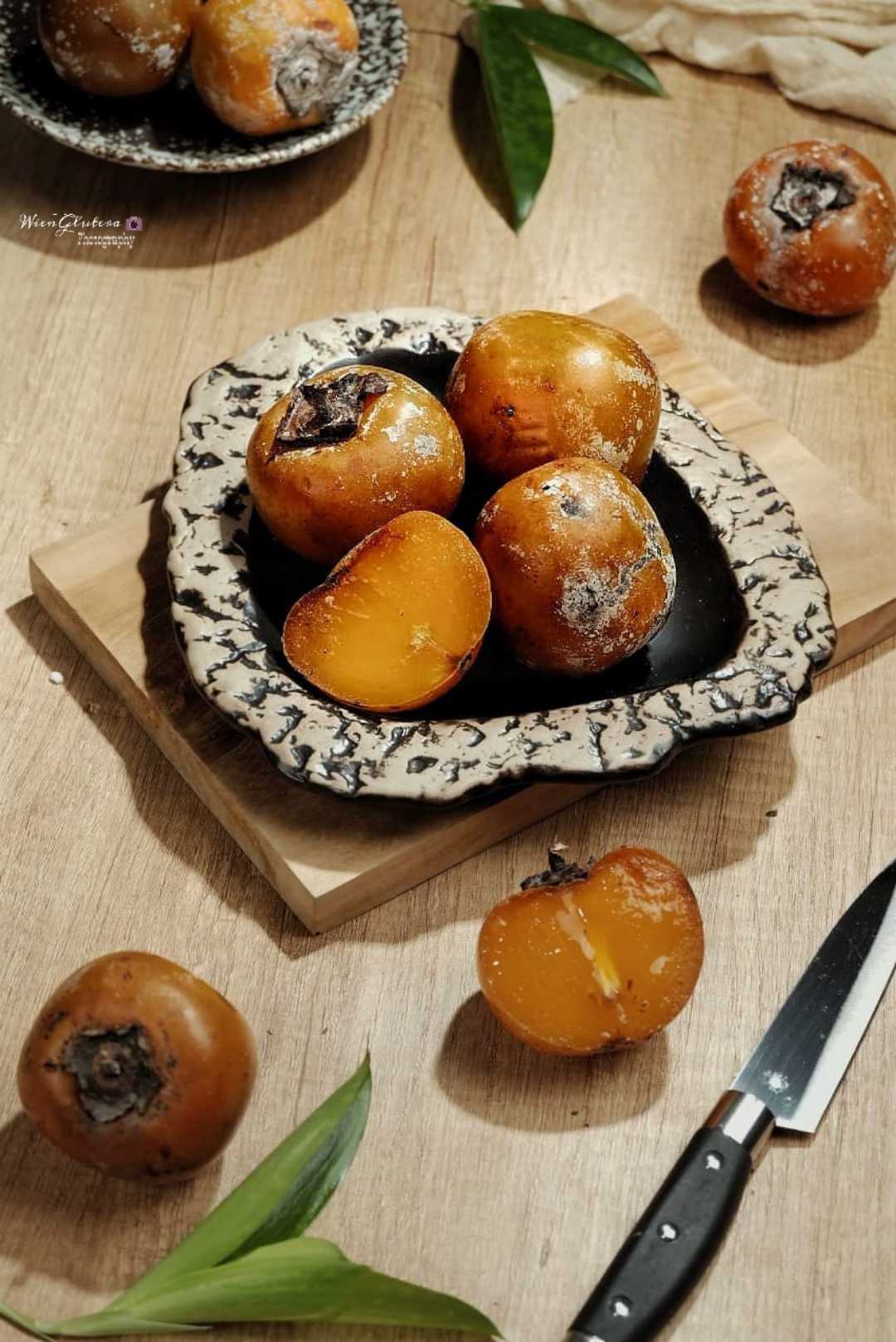 "BUAH KESEMEK"