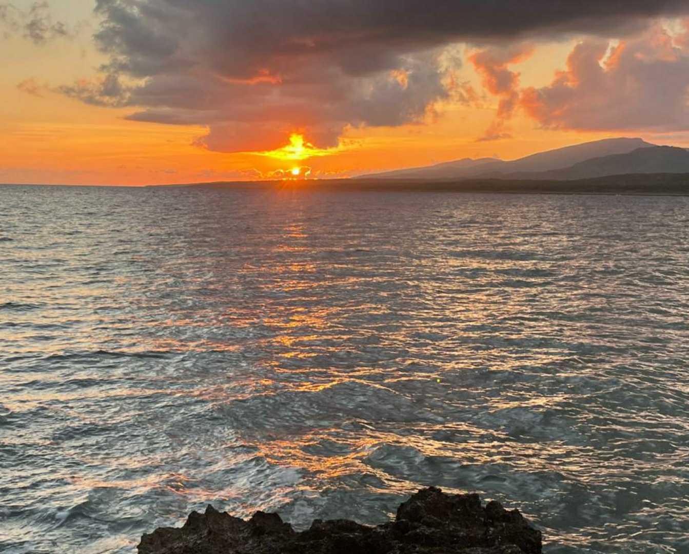 Atardecer en el mar