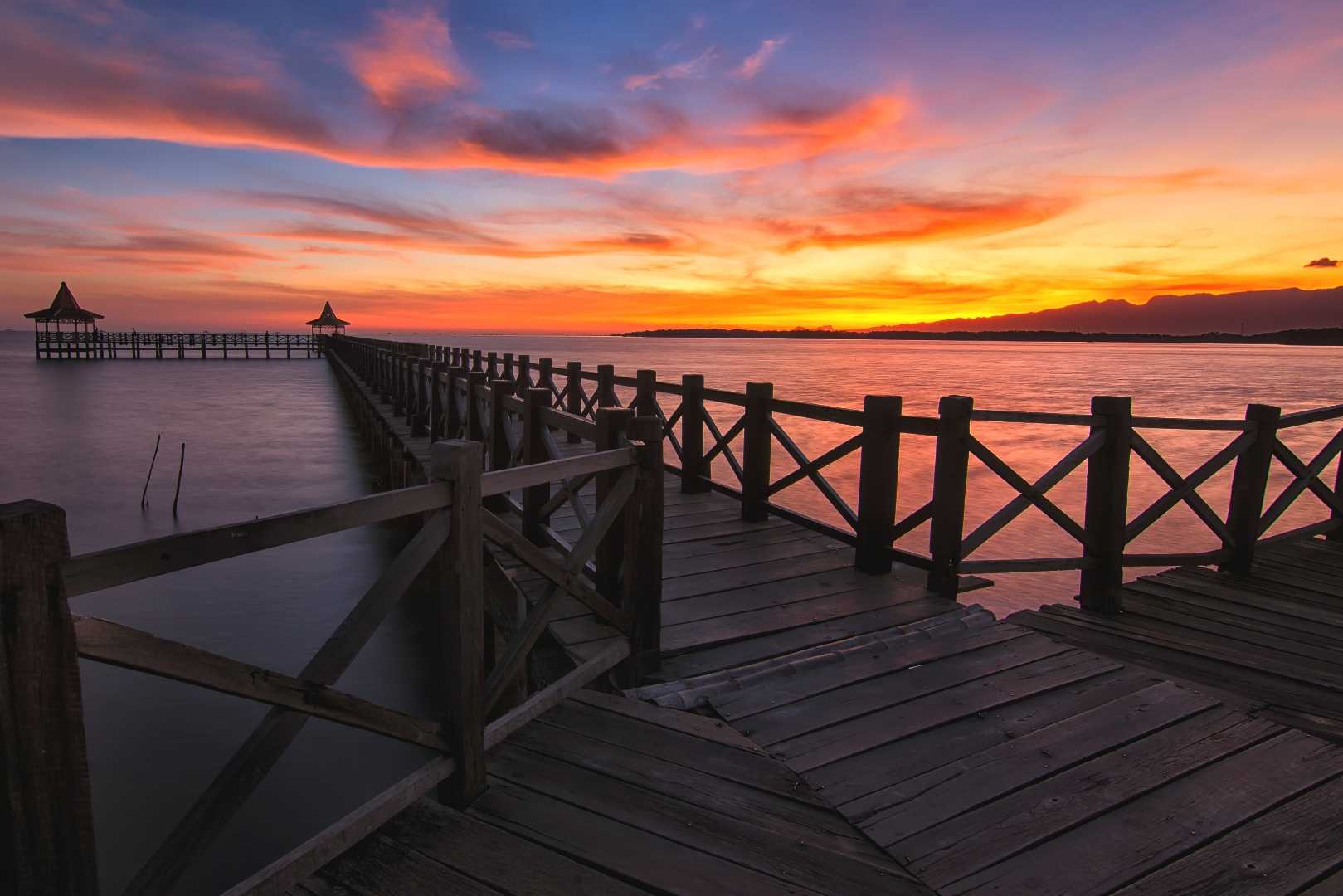 Sunrise Bentar
