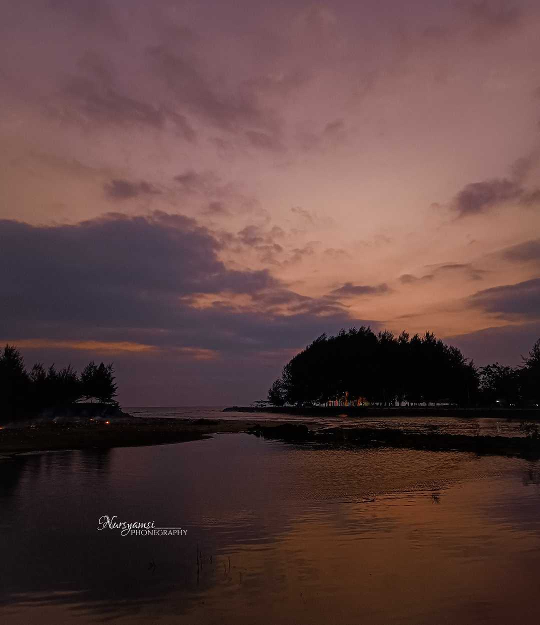 Diapit Dua Pantai