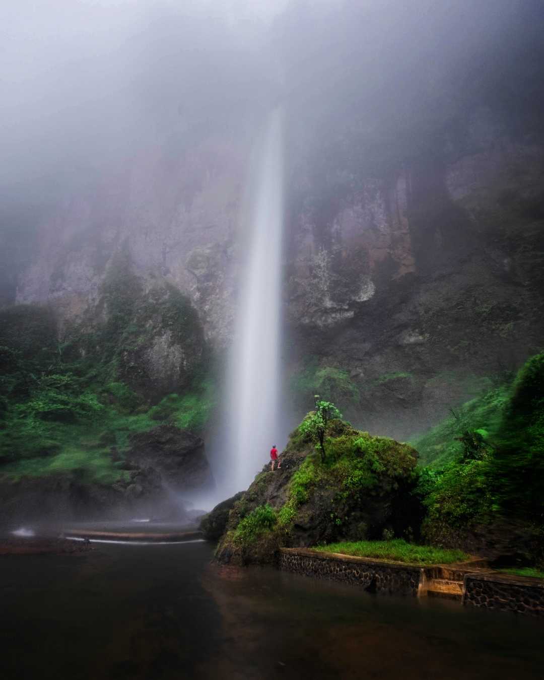 Curug Ngebul Pagelaran Cianjur