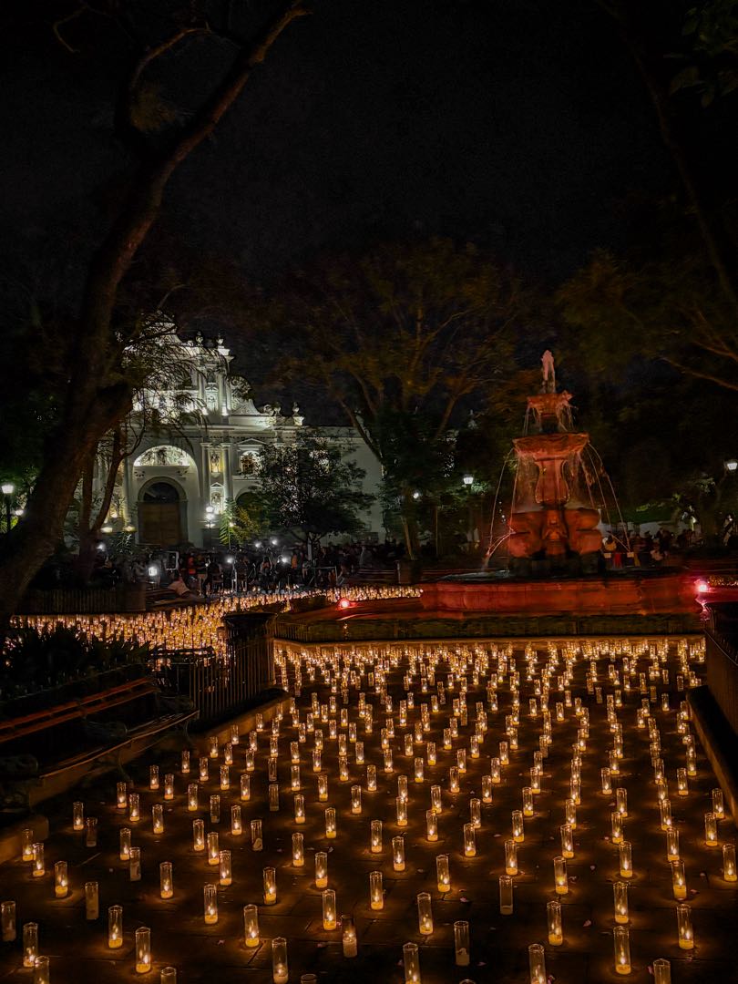 NOCHE DE VELAS