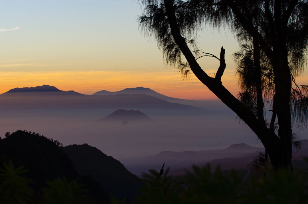 Sunrise dari seruni poin gunung bromo